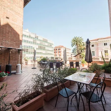 Marignoli Castle - Coppede 2 Floors Stylish شقة *